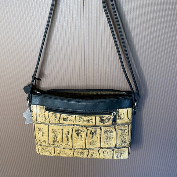 M.c. Marc Chantal Leather purse Black and Tan - Picture 5 of 11